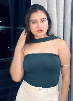 Kashvi - escort in Ahmedabad Photo 11 of 12
