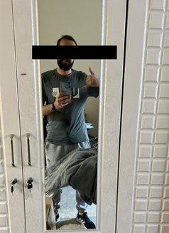 Kasim - Male escort in Abu Dhabi Photo 1 of 3