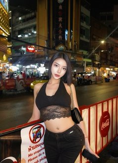 Kassandra MeeMi ladyboy sexual - Acompañantes transexual in Bangkok Photo 13 of 13