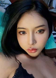 Kassandra MeeMi ladyboy sexual - Acompañantes transexual in Bangkok Photo 15 of 15