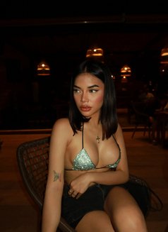 KassandraKate - Acompañantes transexual in Manila Photo 10 of 21