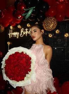 KassandraKate - Transsexual escort in Manila Photo 17 of 28