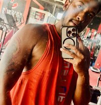 Kasun De Silva - Acompañantes masculino in Dubai