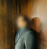 Kasun Gamage - Male companion in Colombo