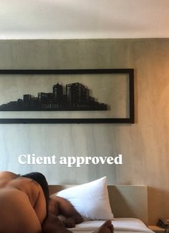 Kasun S Parties/ MilLFs pussy licker - Male escort in Colombo Photo 8 of 11