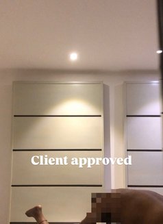 Kasun S Parties/ MilLFs pussy licker - Male escort in Colombo Photo 9 of 11