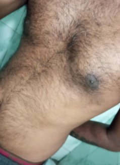 Kasun - Male escort in Colombo Photo 2 of 3