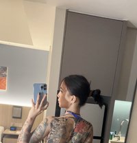 Kat - Acompañante in Manila