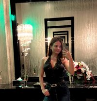 Kat First Time in Dubai - puta in Dubai Photo 3 of 11