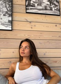 Kat Relax Sex-Massage - escort in Dubai Photo 10 of 10