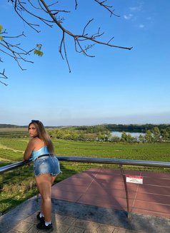 Kat Zana - Transsexual escort in Bangkok Photo 12 of 20