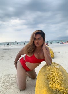 Kat Zana - Transsexual escort in Bangkok Photo 13 of 20