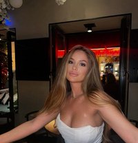 Katerina - puta in Bangkok Photo 14 of 18
