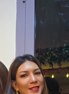 Kate, Both" more Top" hard F**k - Transsexual escort in Abu Dhabi Photo 3 of 4