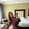 Kate First Time in Dubai - puta in Dubai
