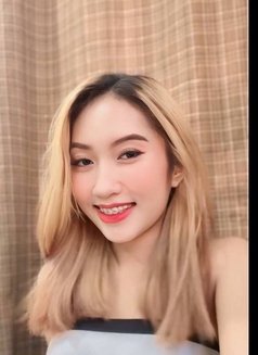 Kate GFE - masseuse in Manila Photo 1 of 6