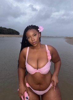 Kate - puta in Mauritius Photo 4 of 5