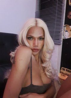 Kate - Transsexual escort in Pattaya Photo 8 of 10