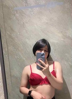 Kate Muscat - Transsexual escort in Muscat Photo 3 of 13