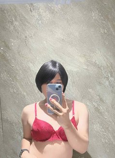 Kate Muscat - Transsexual escort in Muscat Photo 5 of 13