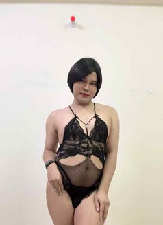 Kate Muscat - Transsexual escort in Muscat Photo 13 of 13