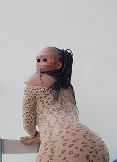 Chloe new squirter sloppy bj rim bb - puta in Dubai Photo 2 of 11