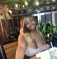 Kate Perry - escort in Erbil