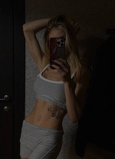 Kate - escort in Bangkok Photo 6 of 24