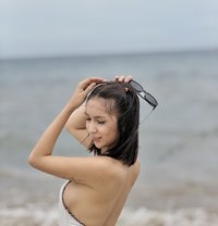 Kate Salazar - puta in Hong Kong