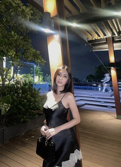 Kate Salazar - escort in Manila Photo 16 of 17