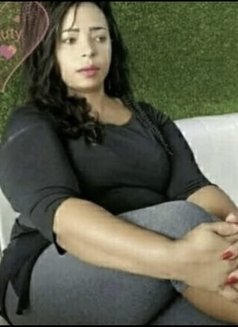 Kate - escort in Visakhapatnam Photo 2 of 3