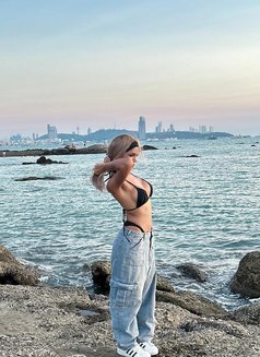 Kate - Transsexual escort in Pattaya Photo 7 of 15