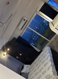 Kate - escort in Noida Photo 4 of 10