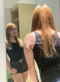 Kate - young model is here - escort in Mumbai Photo 4 of 13