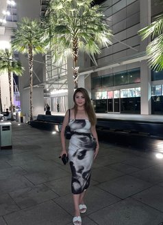 Kate - young model is here - escort in Mumbai Photo 3 of 13