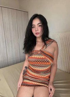 Kate - young model is here - escort in Mumbai Photo 2 of 11