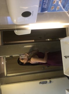 Katelars for Camshow & Booking - Acompañantes transexual in Manila Photo 6 of 6
