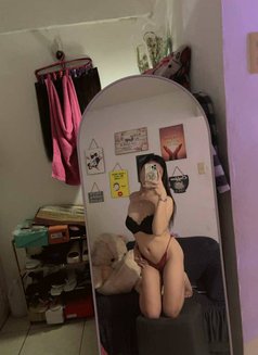 Katelars for Camshow & Booking - Transsexual escort in Manila Photo 4 of 6