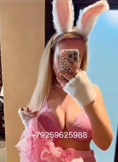 Katerina - escort in Al Manama Photo 8 of 12