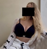 Katerina - puta in Al Manama