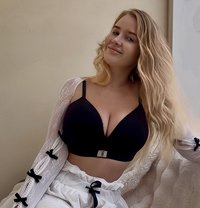 Katerina - puta in Al Manama