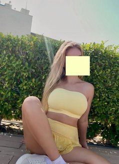 Katerina - escort in Al Manama Photo 16 of 19