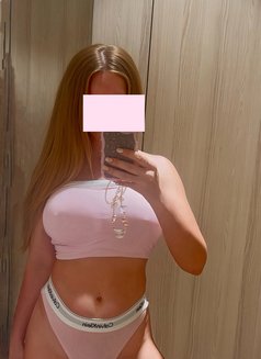 Katerina - escort in Al Manama Photo 23 of 23