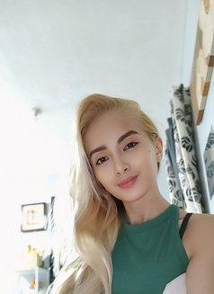 Kateykatey - escort in Manila Photo 2 of 5