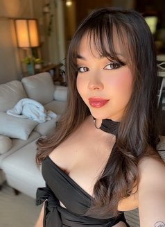 Kath - escort in İstanbul Photo 2 of 5