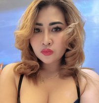 Real woman and PASSIONATE In Bed - puta in Ahmedabad