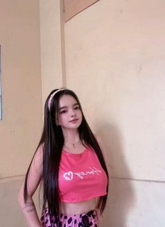 Kath - escort in Manila Photo 2 of 6