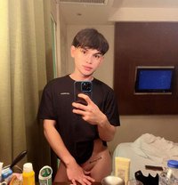 Kath - Acompañantes transexual in Malta