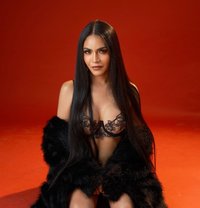 Katharzyna (Sophisticated & Alluring) - Transsexual escort in Manila Photo 8 of 20