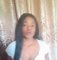 Katherine - escort in Barkā